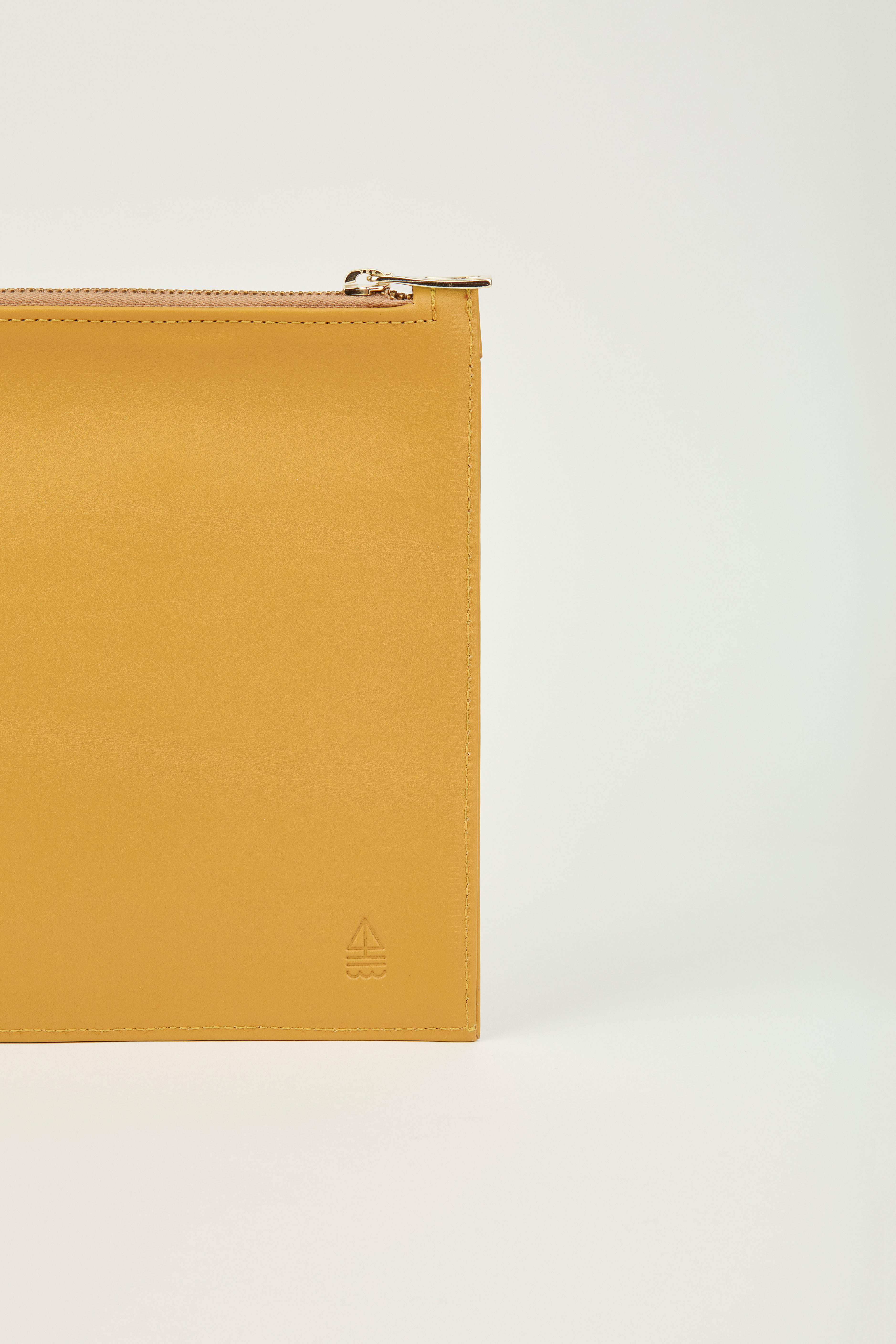 MUSTARD LE PETIT POUCH