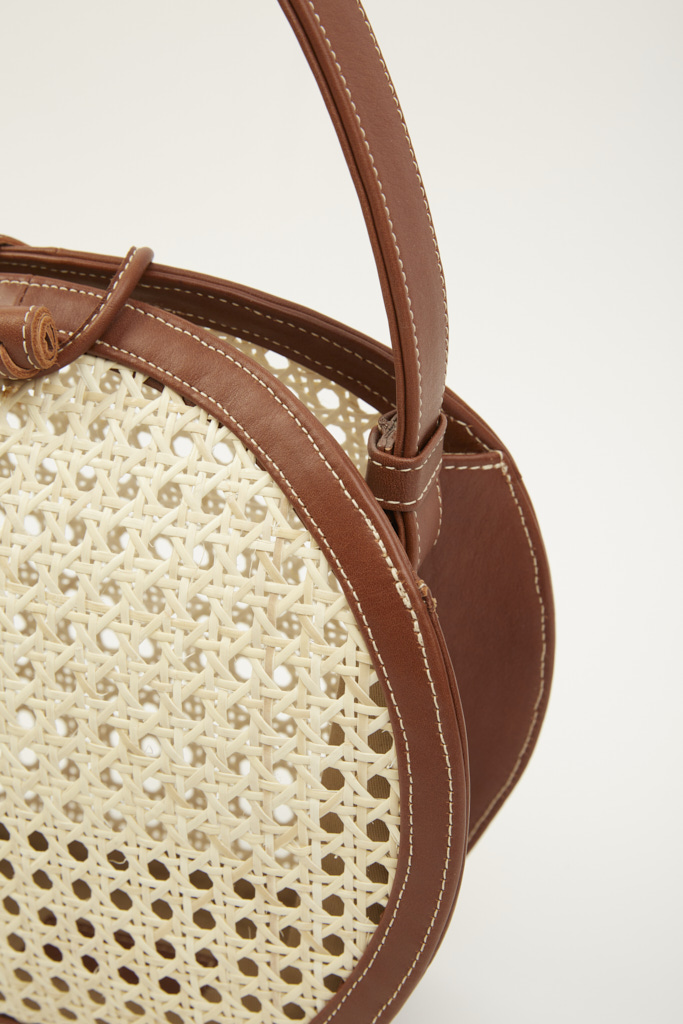 BROWN CHAÎSE BALLON HANDBAG