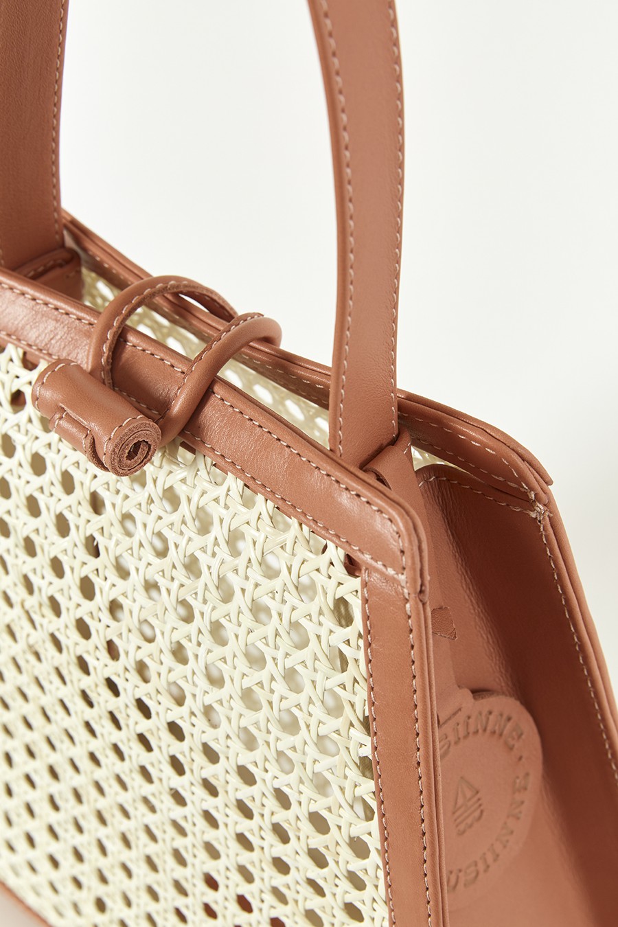 CORAL CHAÎSE TOUR HANDBAG