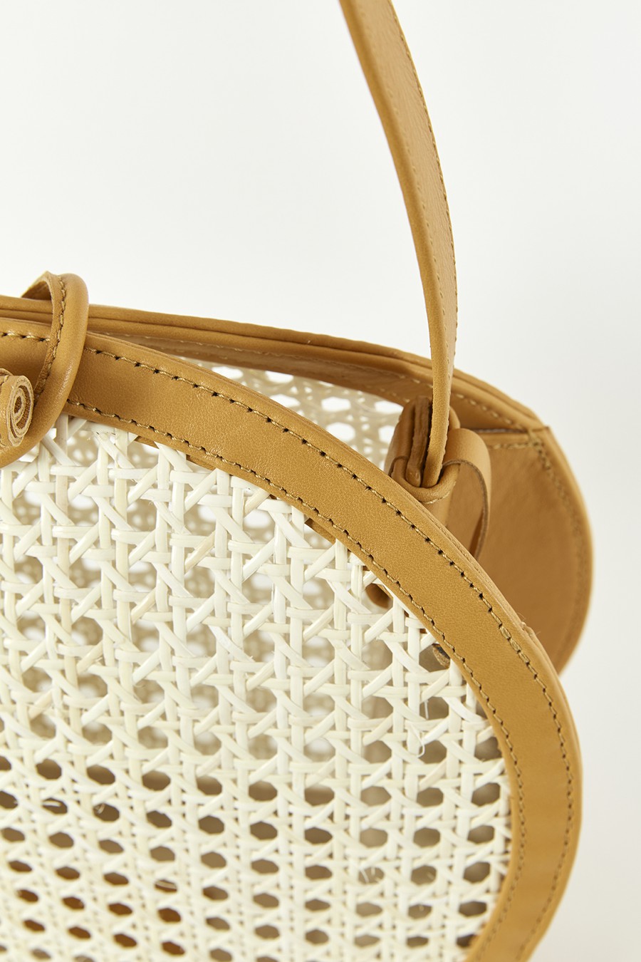 MUSTARD CHAÎSE BALLON HANDBAG