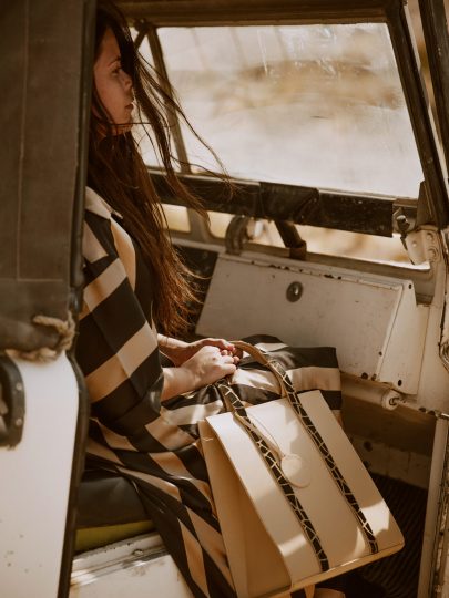 SAND SAFARI 19.2 HANDBAG